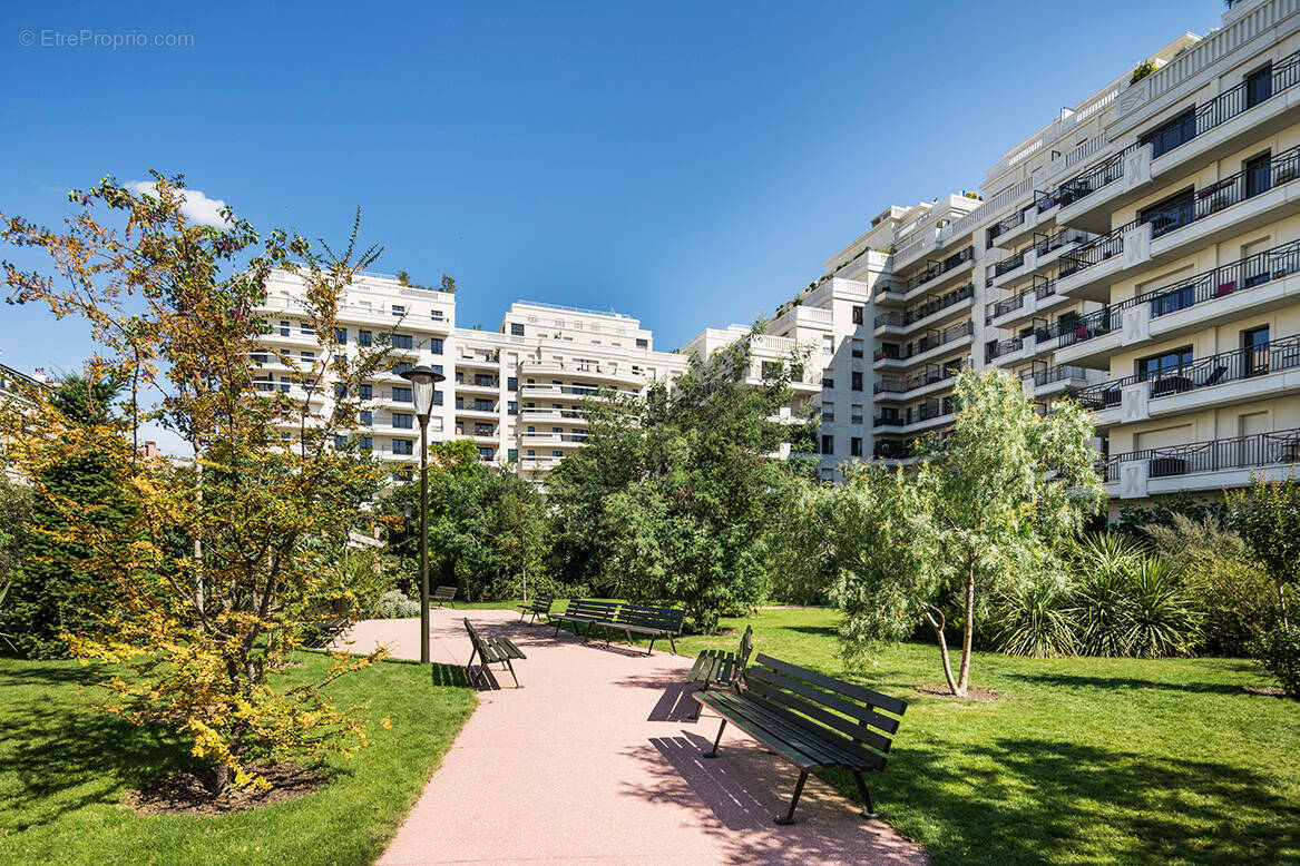 Appartement à LEVALLOIS-PERRET