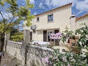 Maison à SAINT-LAURENT-DE-LA-SALANQUE