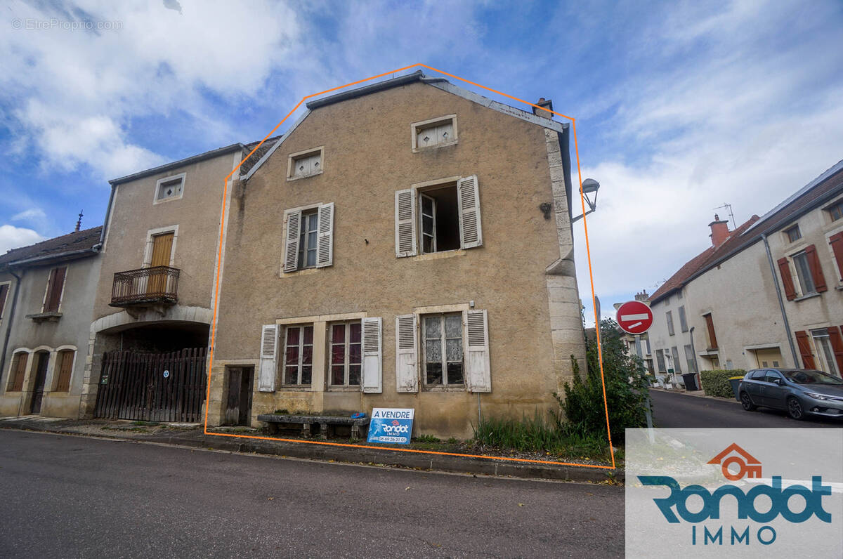 Maison à LUX