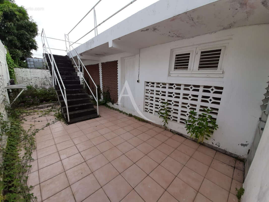 Maison à LA TRINITE