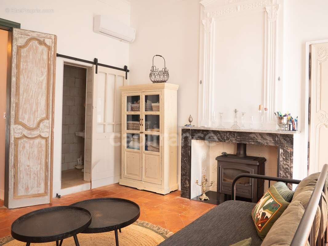 Demeure d'exception au coeur de l'ancienne rue Royale, 6 pièces, 290 m2 avec petit patio  (32) - photo 26