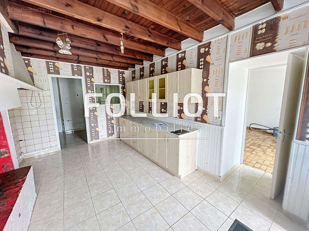 Maison à CERISY-LA-SALLE