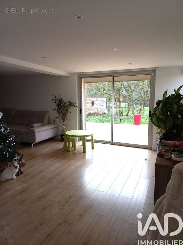 Photo 1 - Maison à LADOIX-SERRIGNY