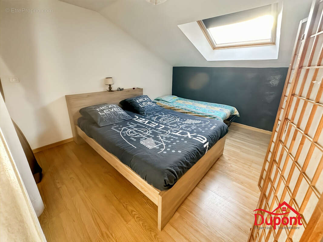 Maison à SOLRE-LE-CHATEAU