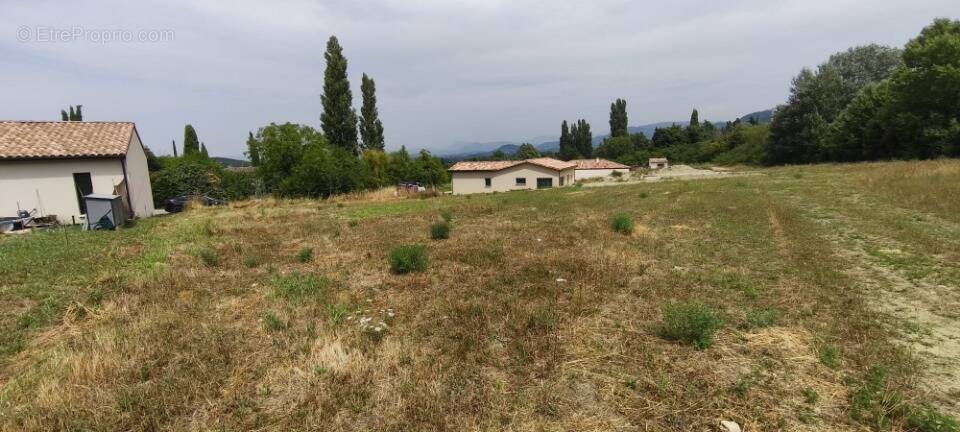 Terrain à LA TOUCHE