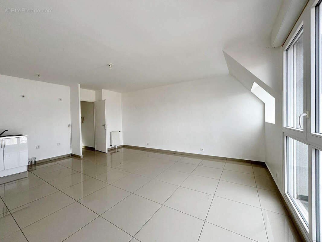 Appartement à LE PLESSIS-BOUCHARD