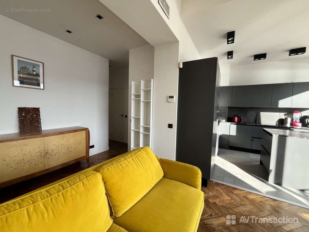 Appartement à MARSEILLE-2E