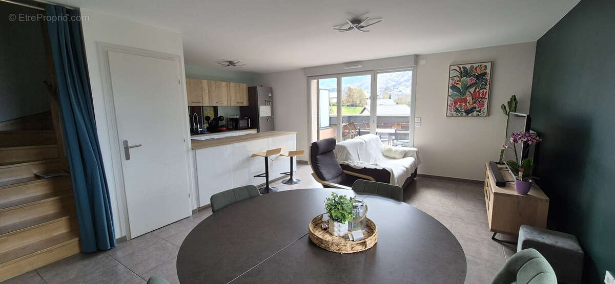 Appartement à SAINT-CASSIN