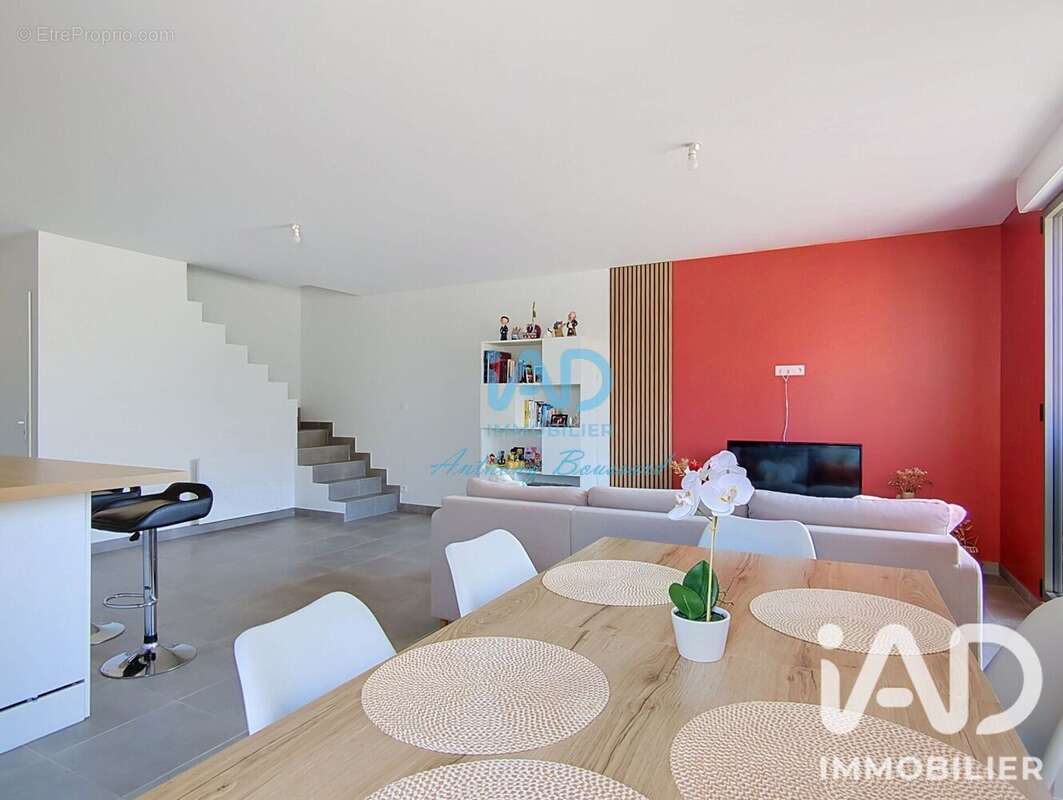 Appartement 69 m² à Fontenay-Tresigny  - photo 4