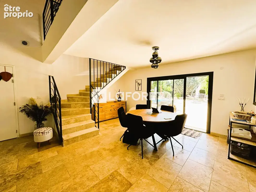 Villa avec piscine sur St-Maximin 170 m² 6 pièces - photo 7