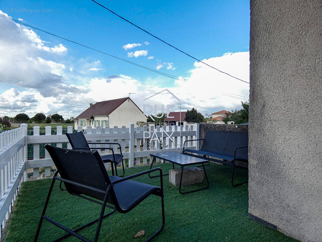 Maison à PLEUMARTIN