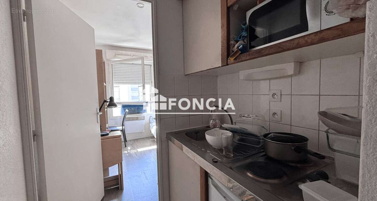 Fac jean monet / studio avec 1 parking - photo 3