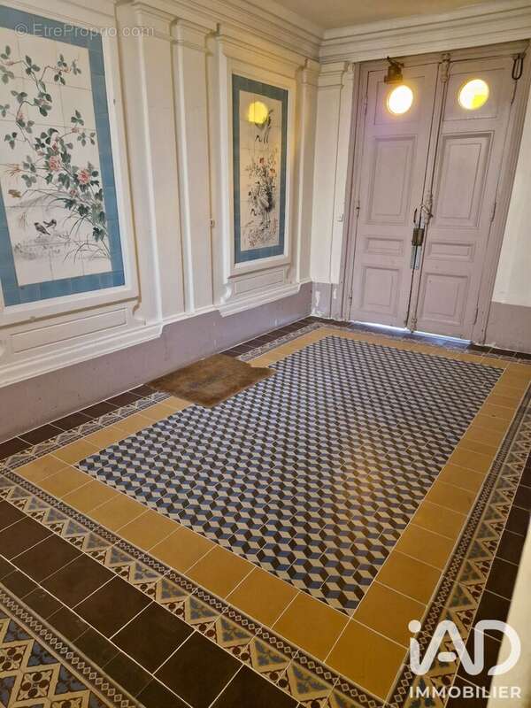 Appartement 68 m² à Paris-15e  - photo 7