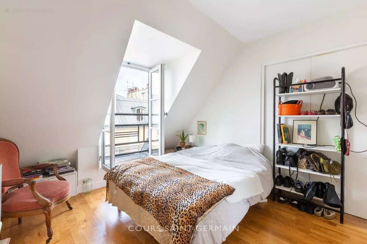 Appartement à PARIS-11E