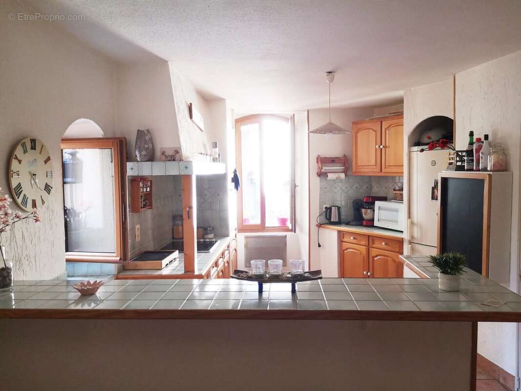 Appartement à SALERNES