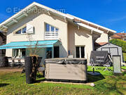 Maison à QUINTAL