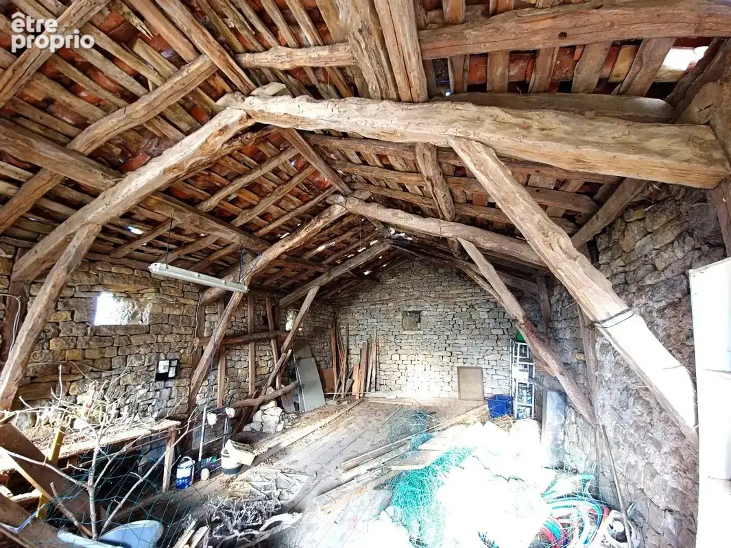 Maison et dépendances dans un hameau, proche de Verfeil - photo 15