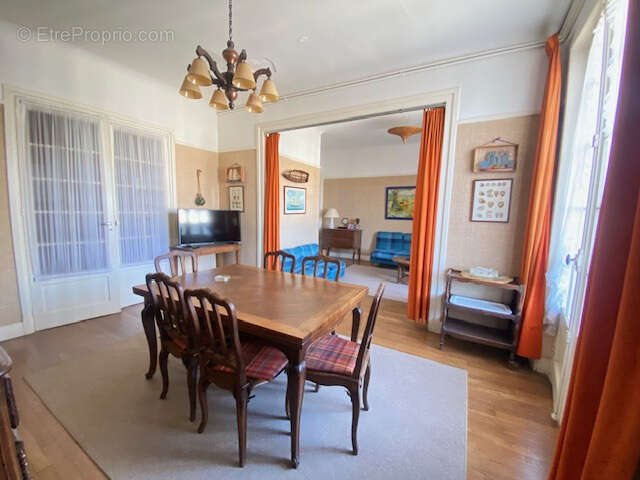 Appartement à TROUVILLE-SUR-MER