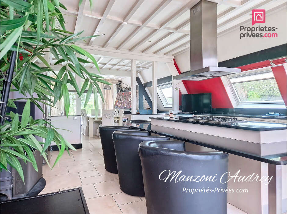 Maison 10300 Grange L'évêque 7 pièce(s) 220 m2 (250m² au sol) - photo 4