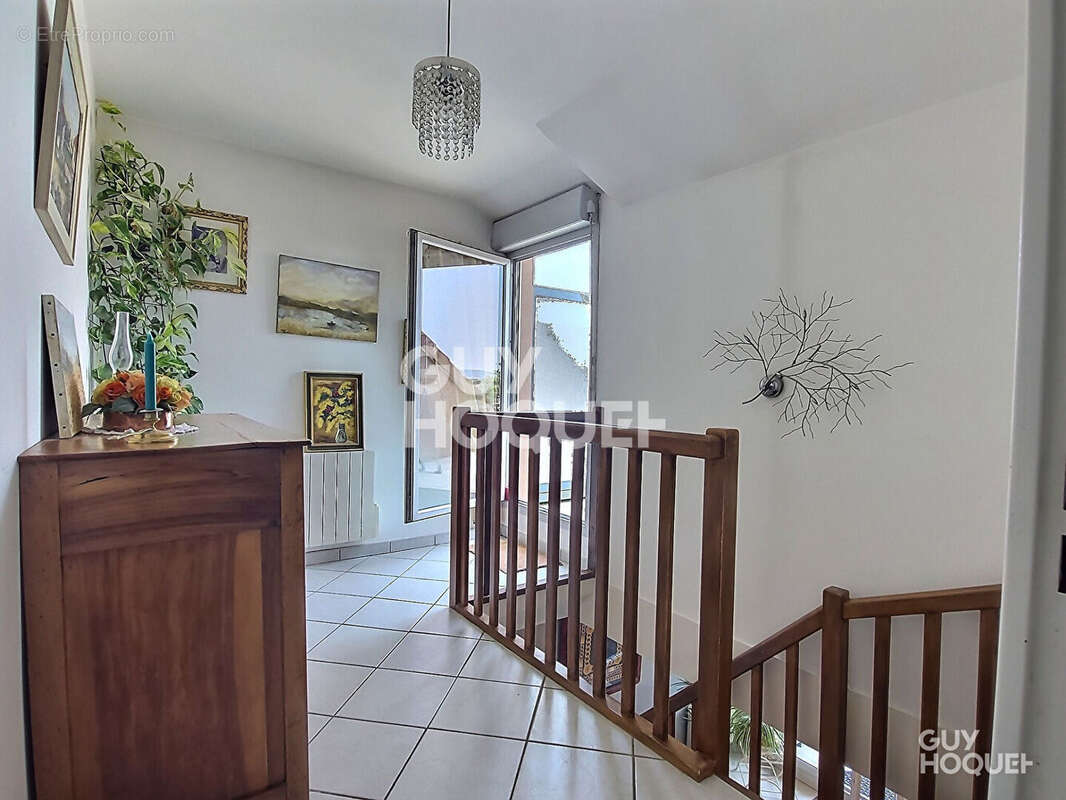 Appartement à CRAPONNE