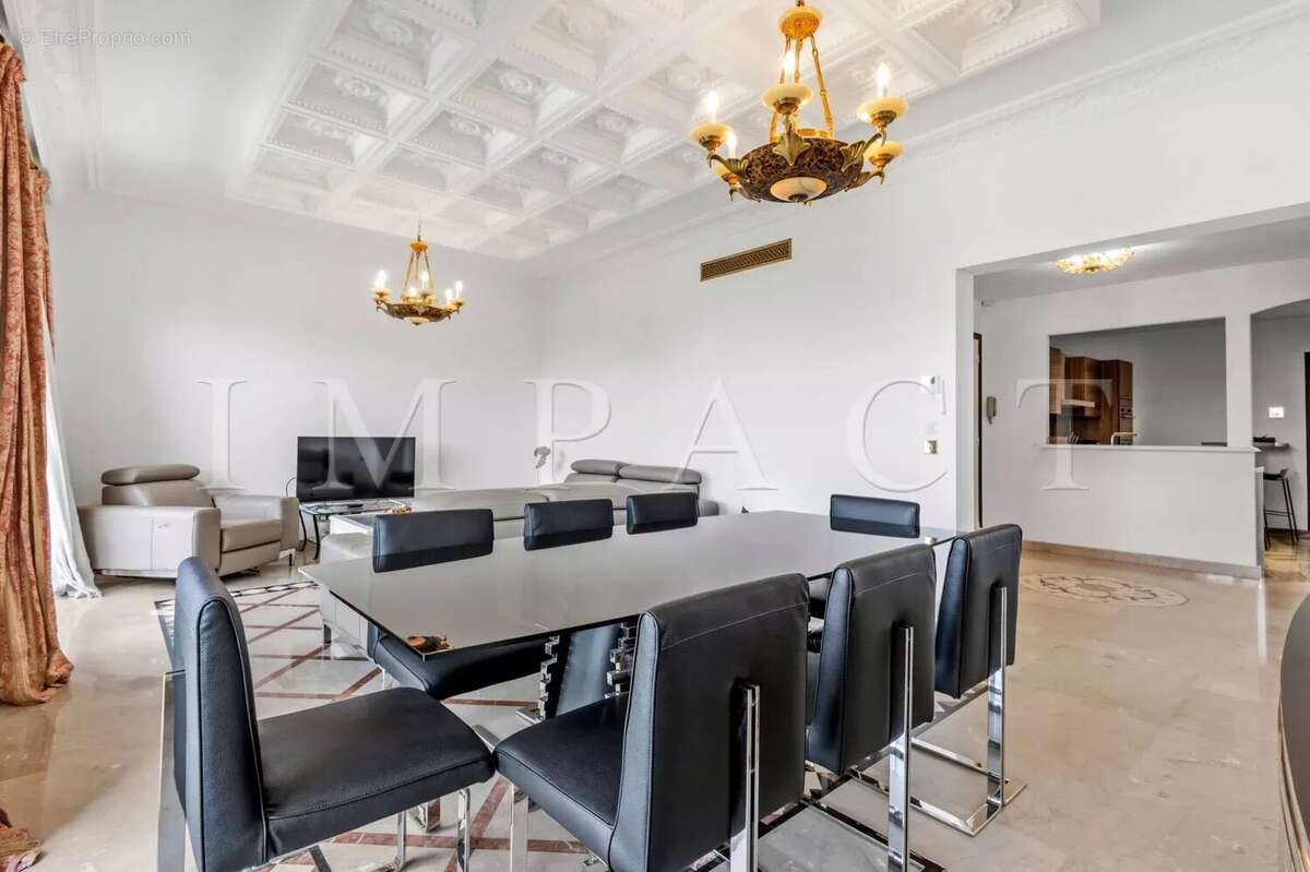 Cannes Croisette Grand Hotel Appartement 5 Pièces à Vendre - photo 3