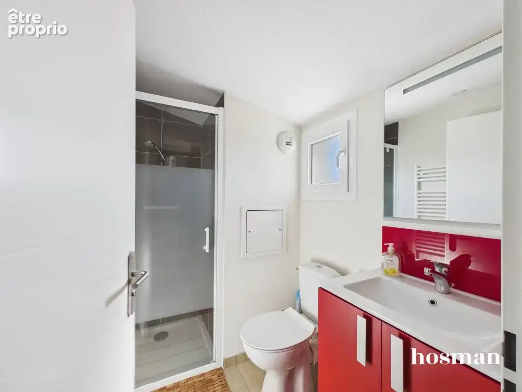 Duplex 3 pièces, 78 m² Carrez avec terrasses de 70 m², ascenseur, parking, mini piscine - Impasse Toubart, Cenon - photo 13