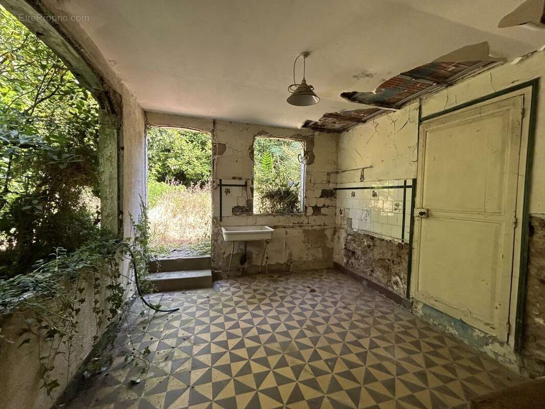 Maison à SAUZE-VAUSSAIS