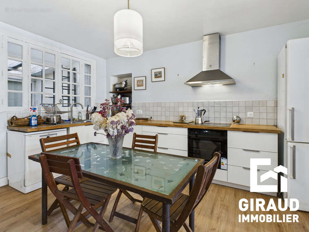 Maison à FONTENAY-LE-COMTE