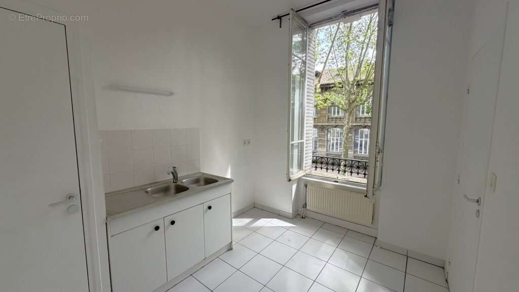 Appartement à LYON-6E