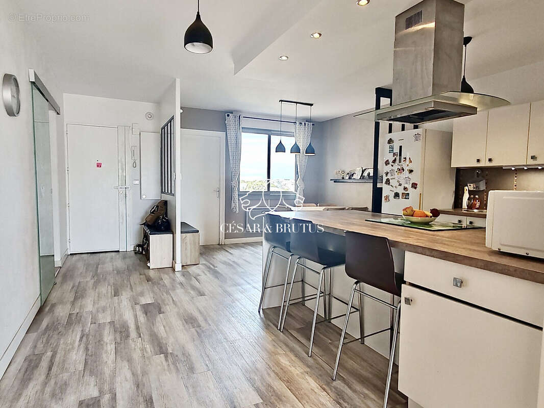 Cuisine - Appartement à VILLEURBANNE