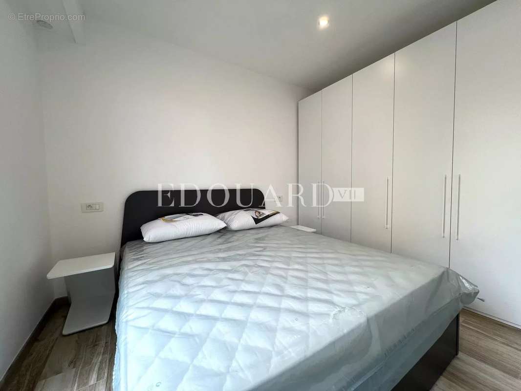 Appartement à ROQUEBRUNE-CAP-MARTIN