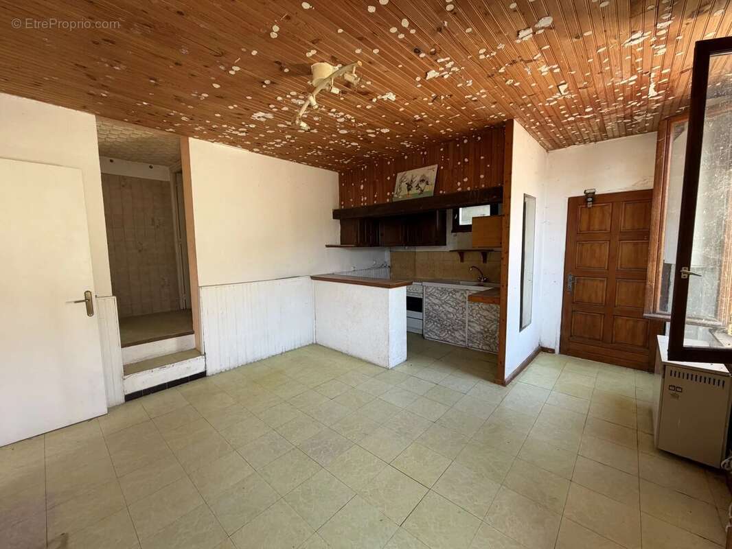 Maison à ENTREVAUX