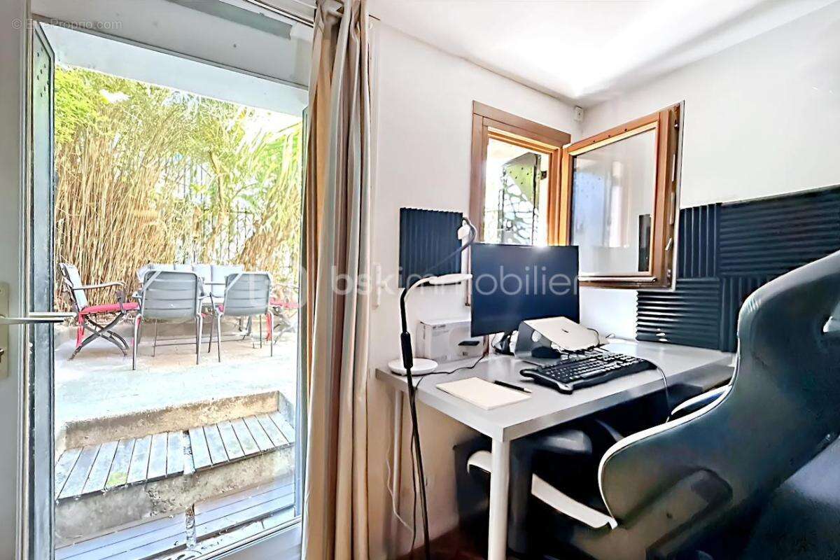 Maison à PARIS-19E