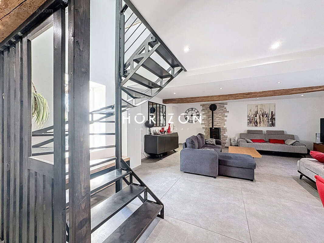 Maison à SAINT-DIDIER-SUR-CHALARONNE