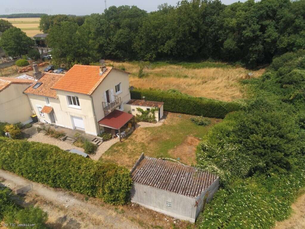 Charmante Maison En Pierre Du XIXe Siècle Avec Vue Sur La Campagne - photo 17