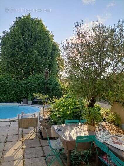 Maison à MOURS-SAINT-EUSEBE