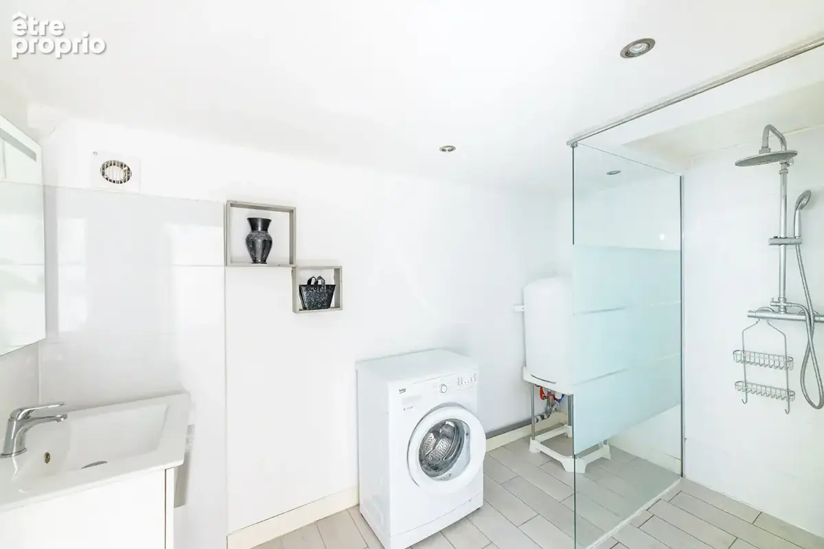 Tours La Fuye-Velpeau - Maison de Ville  115m2 - 2 box - Pas de jardin - photo 6