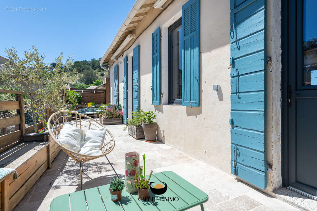 Appartement à MARSEILLE-8E
