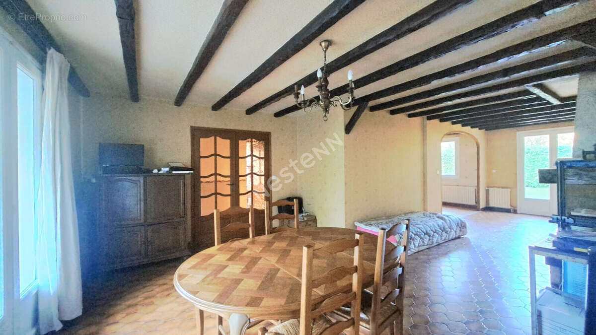 Maison à MAREIL-EN-FRANCE