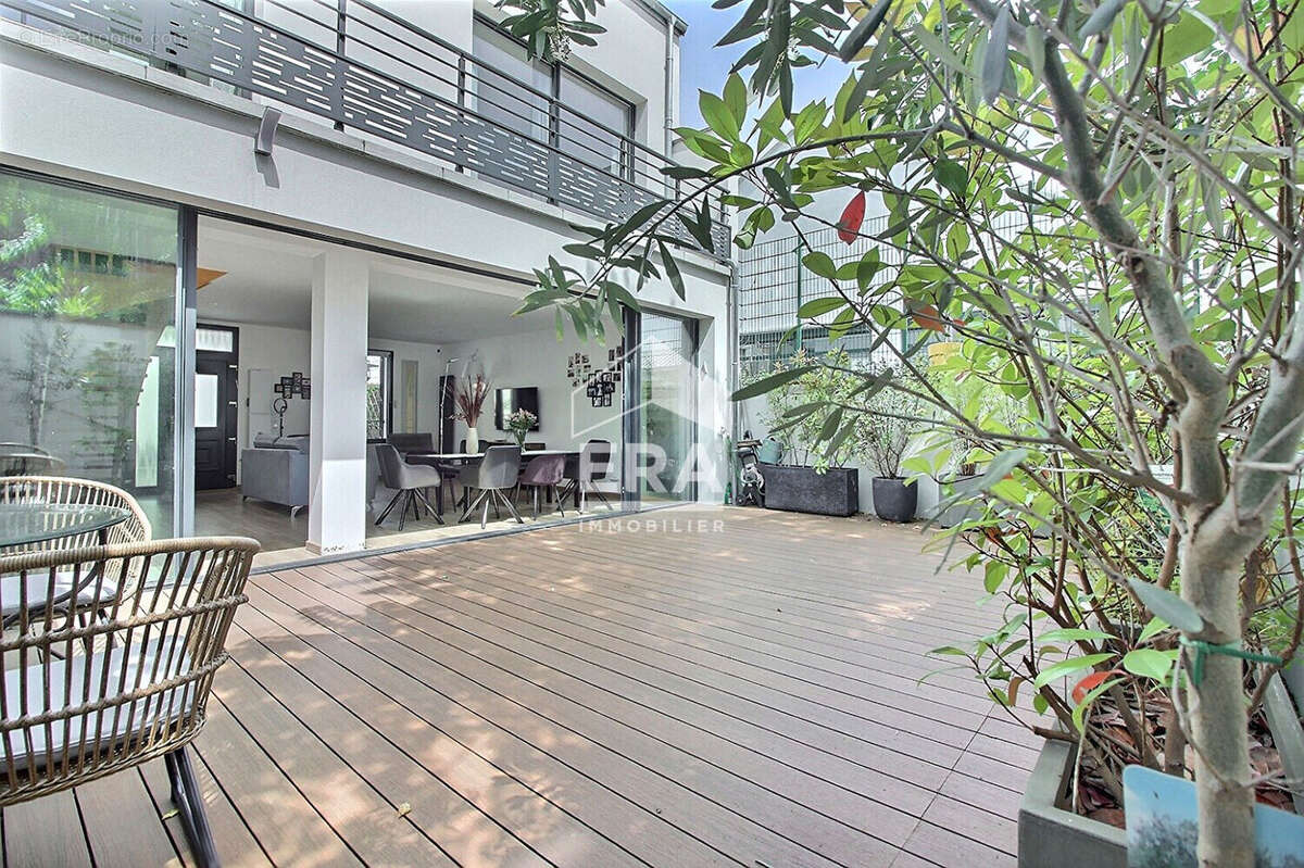 Maison 122m² à saint-ouen-sur-seine - photo 2
