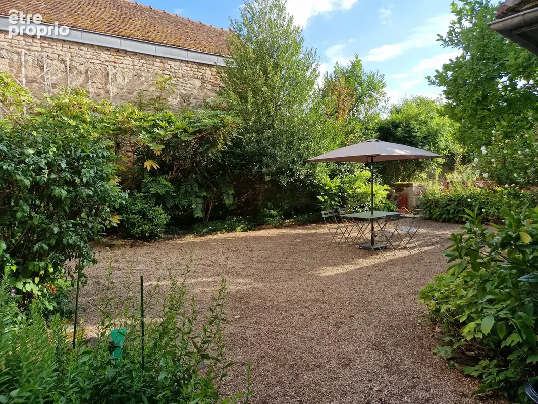 Maison en pierre avec 6 chambres et 3 salles de bains / ou trois appartements et local professionnel - photo 33