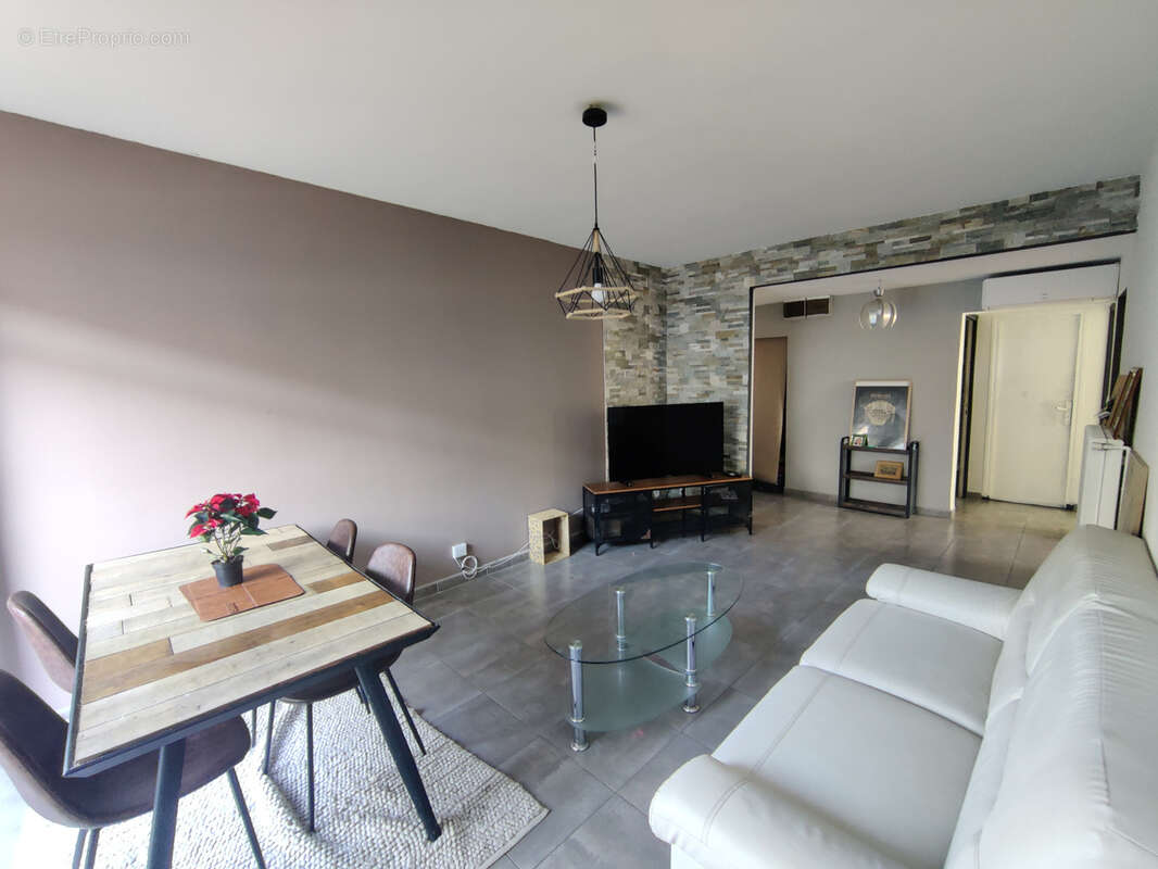 Appartement à NIMES