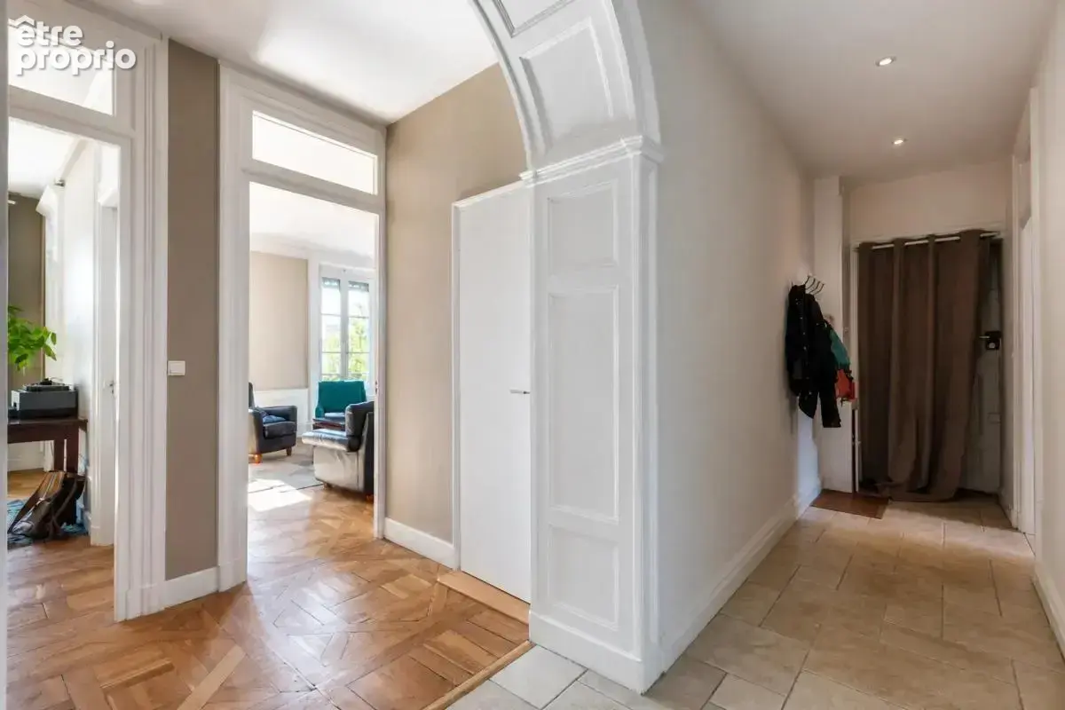 T4 114 m2+ caves - 69004 lyon - cours d’herbouville - photo 5