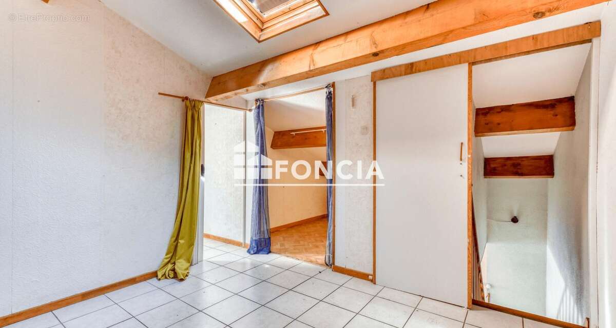 Charmant et Agréable T4 / Terrasse, jardin et sa Place de parking privative - photo 9
