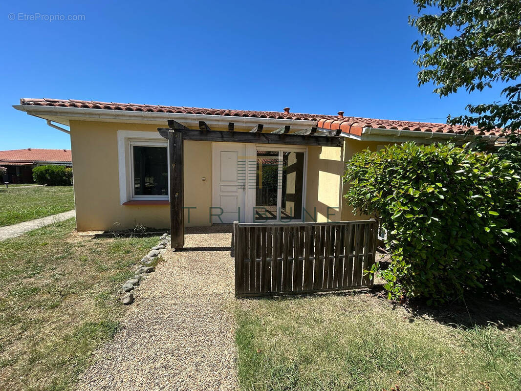 Maison à LE PASSAGE