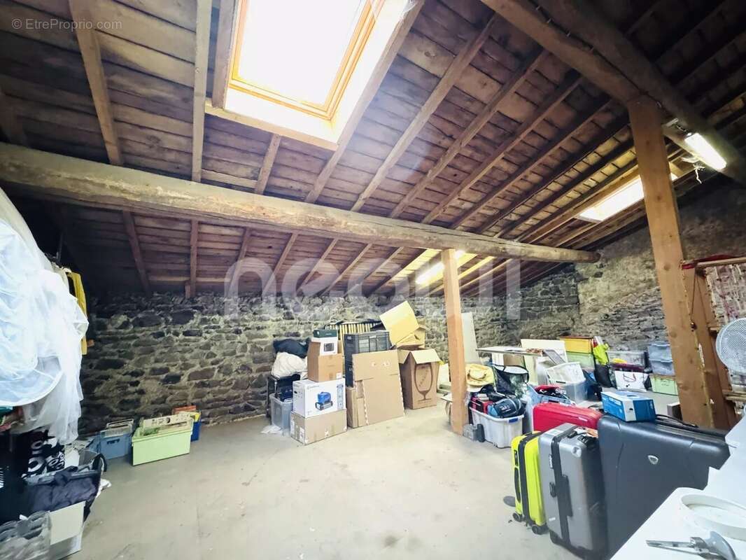 Maison à CHATEAUGAY