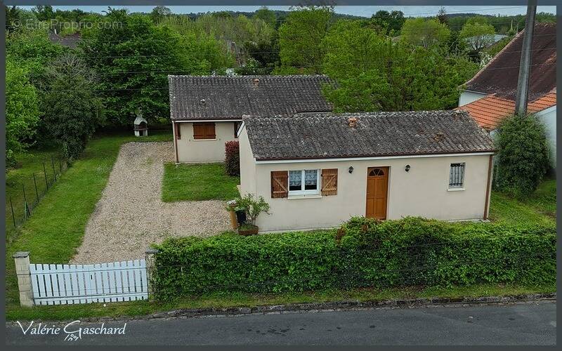Maison à SAINT-SEURIN-SUR-L'ISLE
