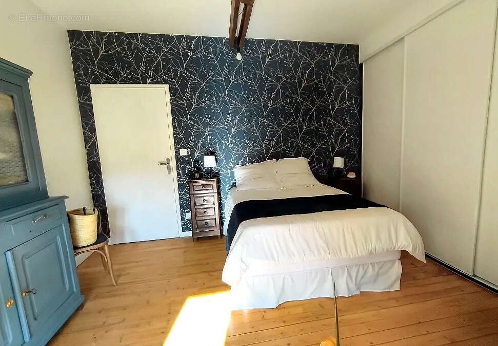 Maison à ANDOUILLE-NEUVILLE