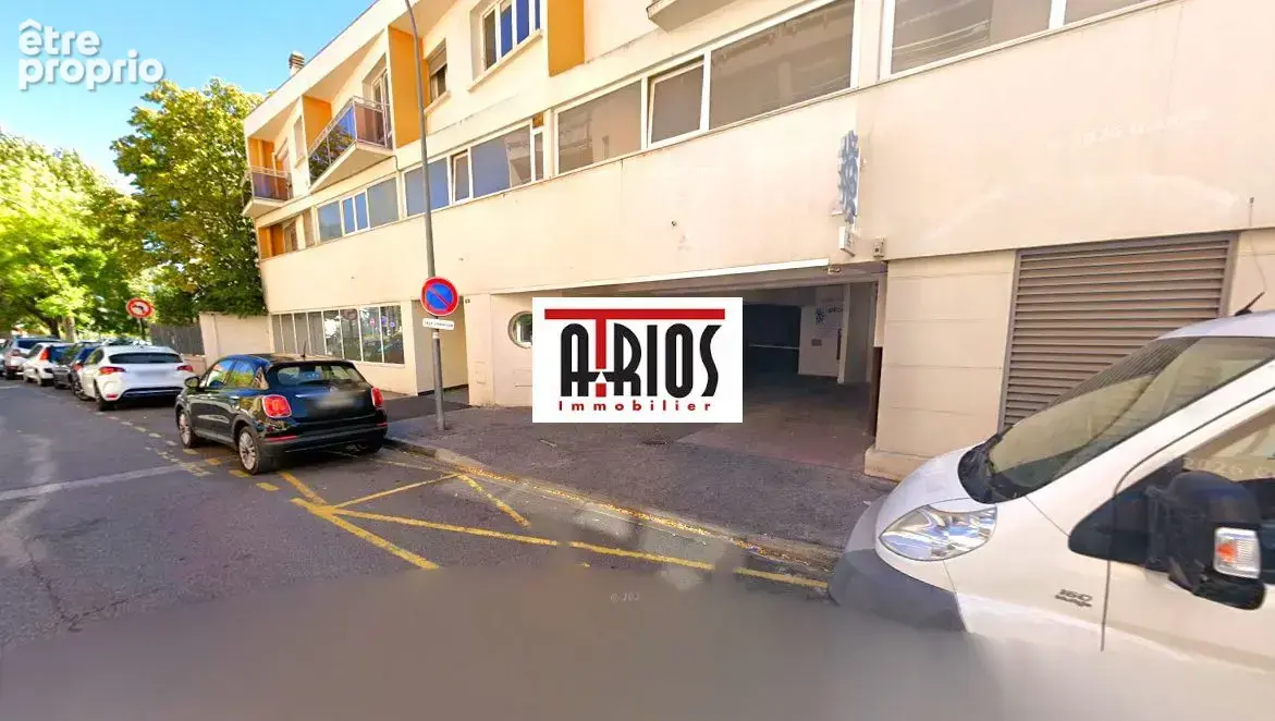 Commerce à HYERES
