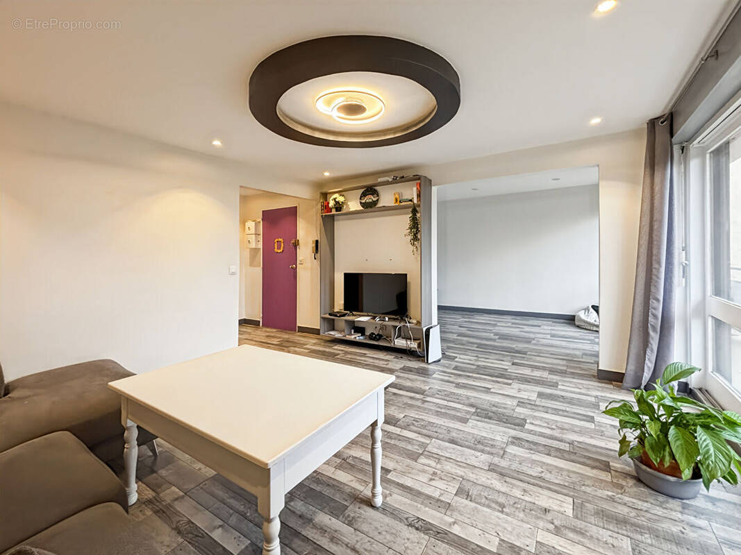 Appartement à LE MEE-SUR-SEINE